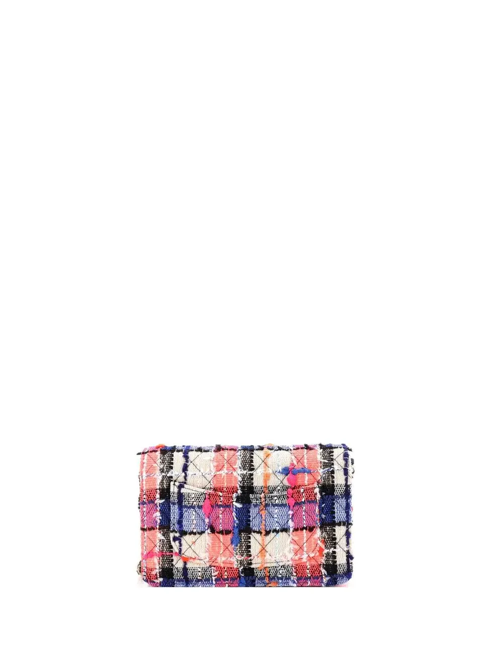 CHANEL elevate your